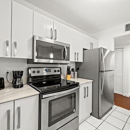 Amazing Condo With Free Parking In Brickell Miami Exteriör bild
