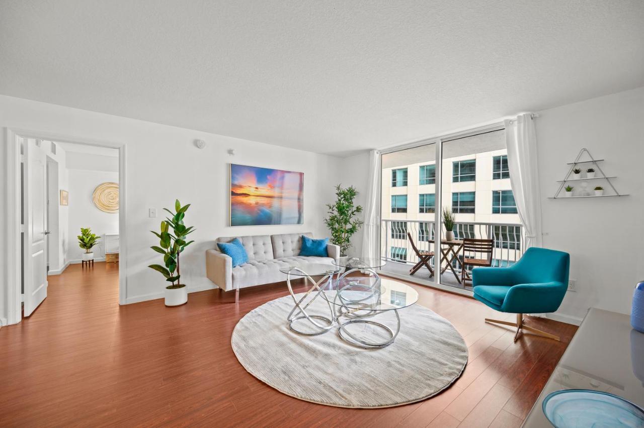 Amazing Condo With Free Parking In Brickell Miami Exteriör bild