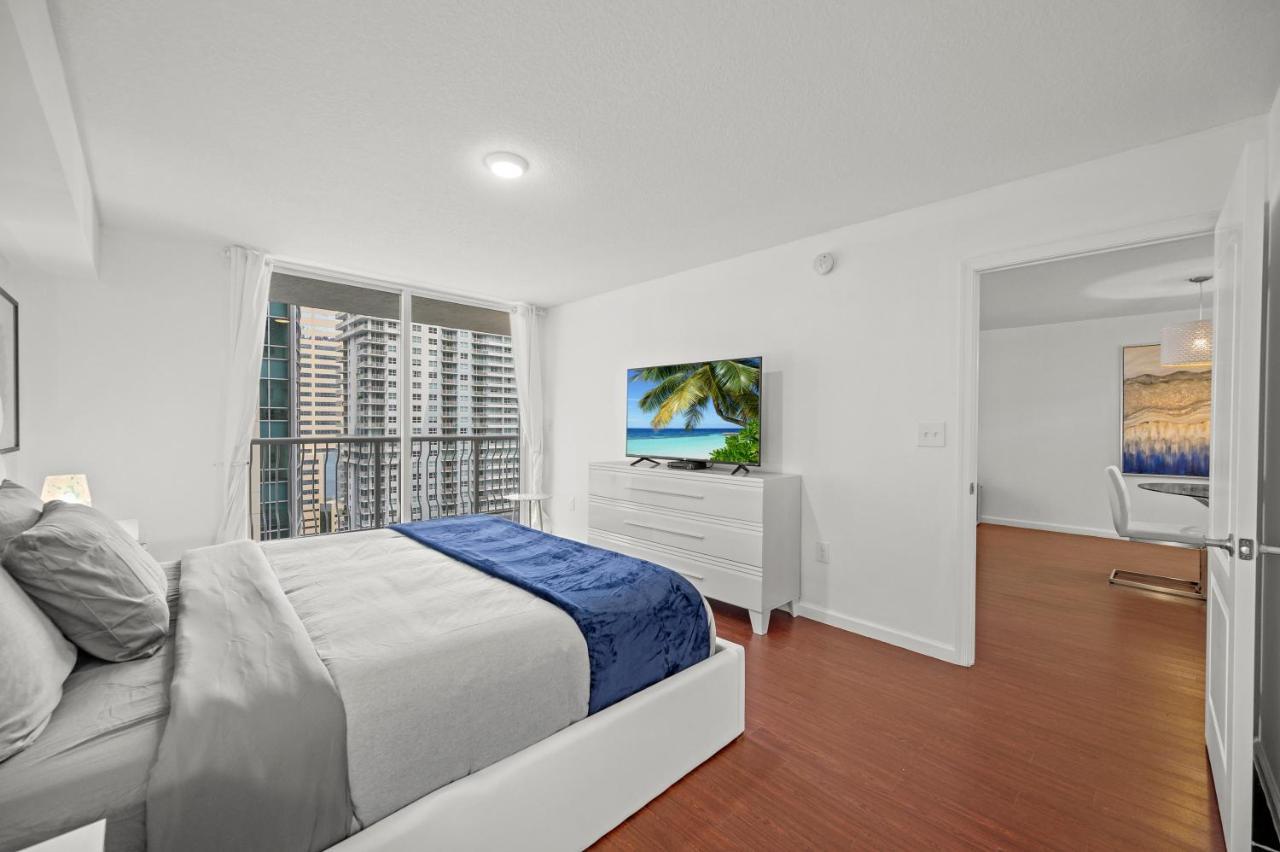 Amazing Condo With Free Parking In Brickell Miami Exteriör bild
