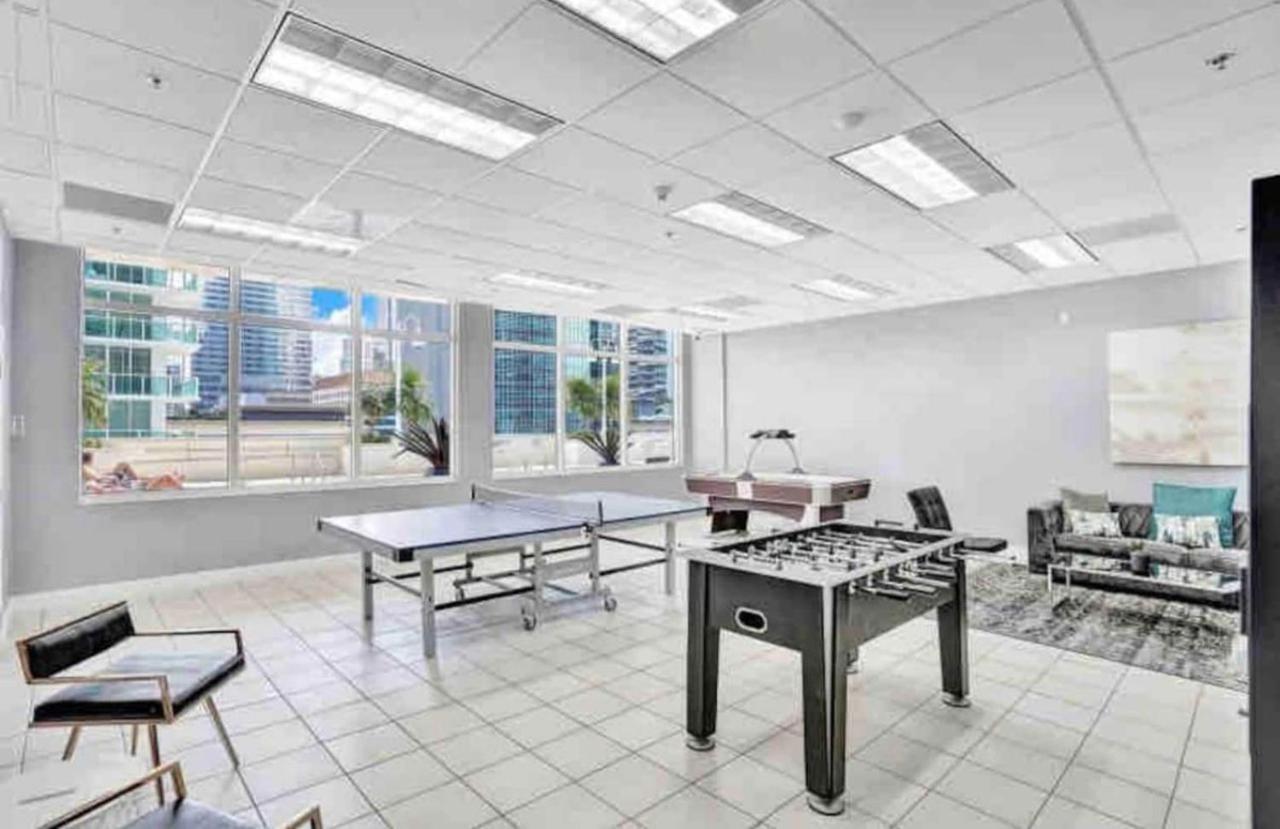 Amazing Condo With Free Parking In Brickell Miami Exteriör bild