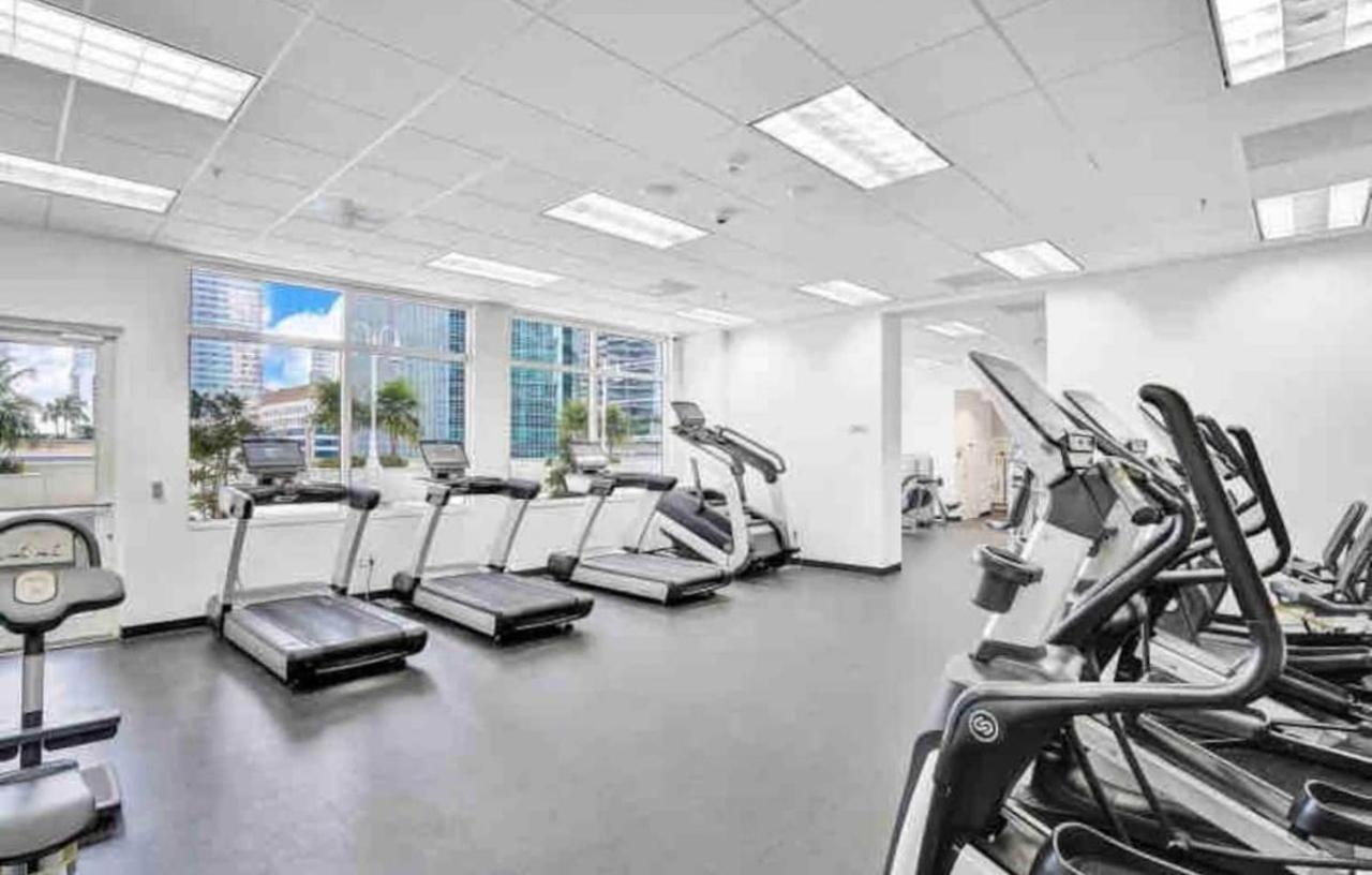 Amazing Condo With Free Parking In Brickell Miami Exteriör bild